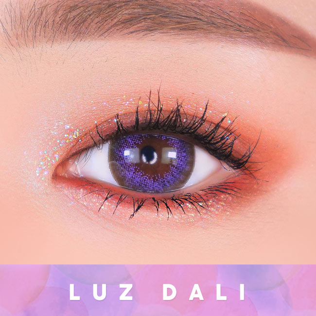 Luz Dali Extra Violet Contacts for Hperopyia | Purple farsightedness Eyes Detail 2