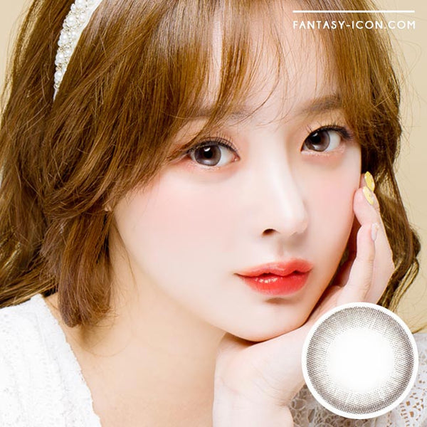 Colored contacts for Hyperopia Luna Monet Grey 1