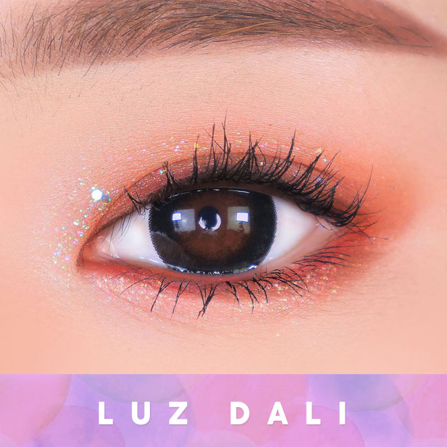 Luz Dali Extra Black Contacts for Hperopyia | farsightedness Eyes Detail