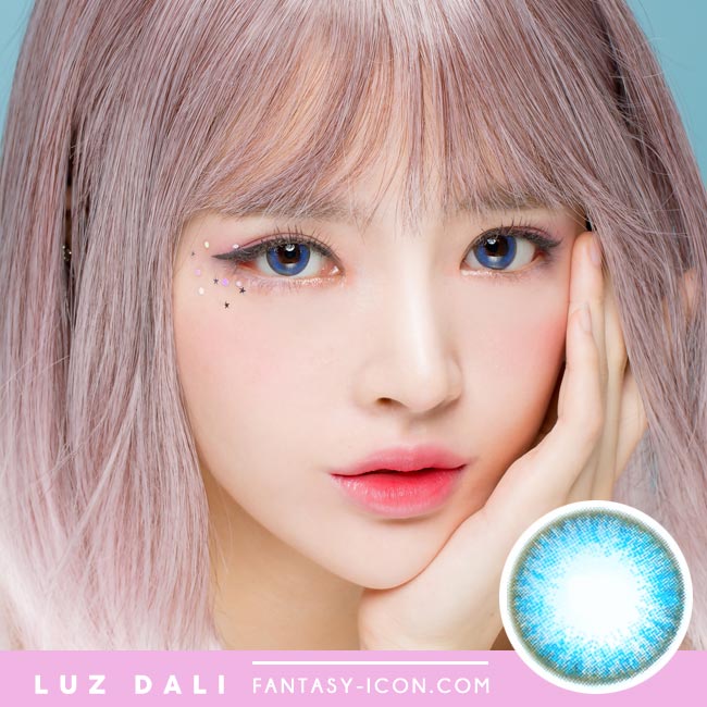 Luz Dali Extra Blue Contacts for Hperopyia | Aqua farsightedness Model